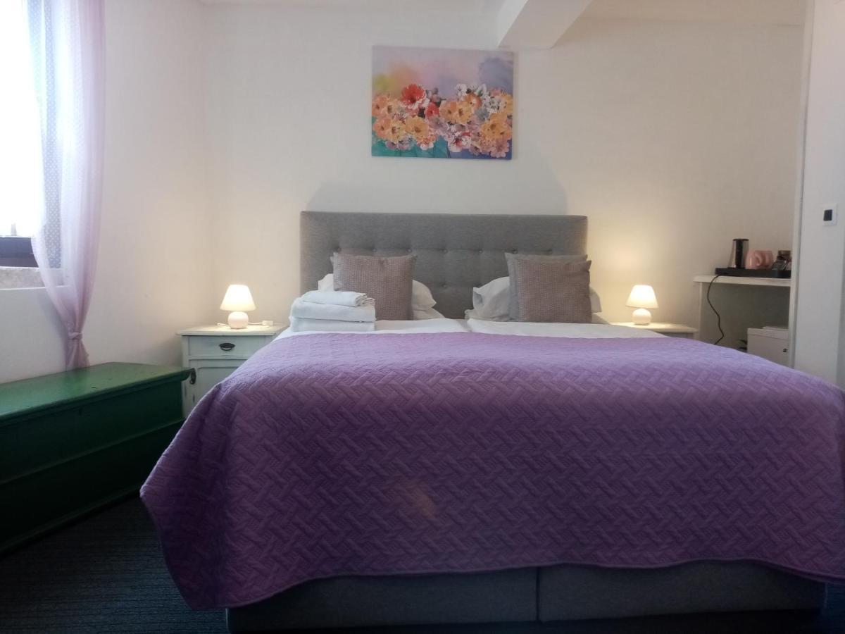 Rooms Serafin Motovun Exterior photo